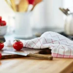 E-CLOTH E-Towel Classic Check Tea Towel - Black - Image 4